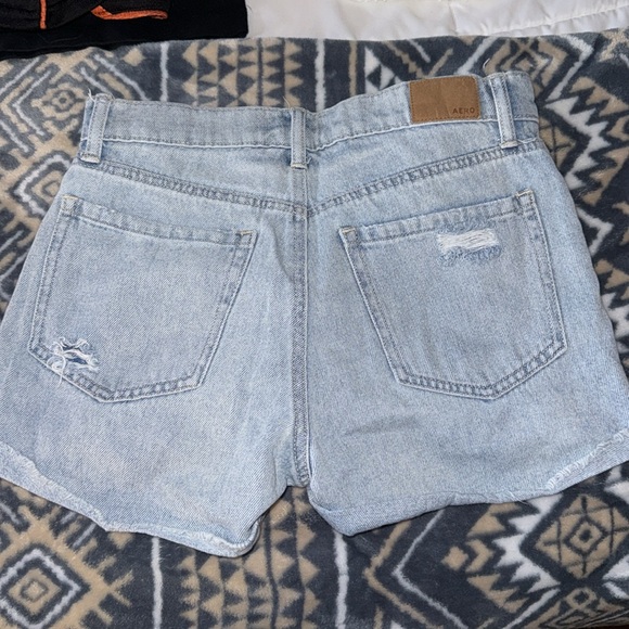 Aero, mom shorts - Picture 2 of 2